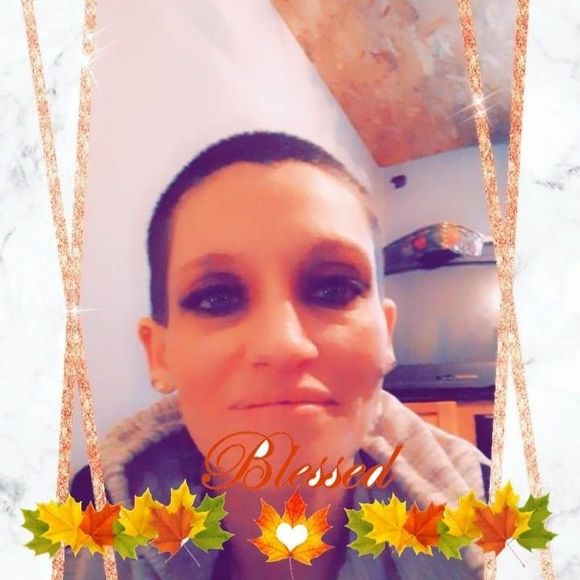 Meet your Posher, Jessica - Picture 1 of 1